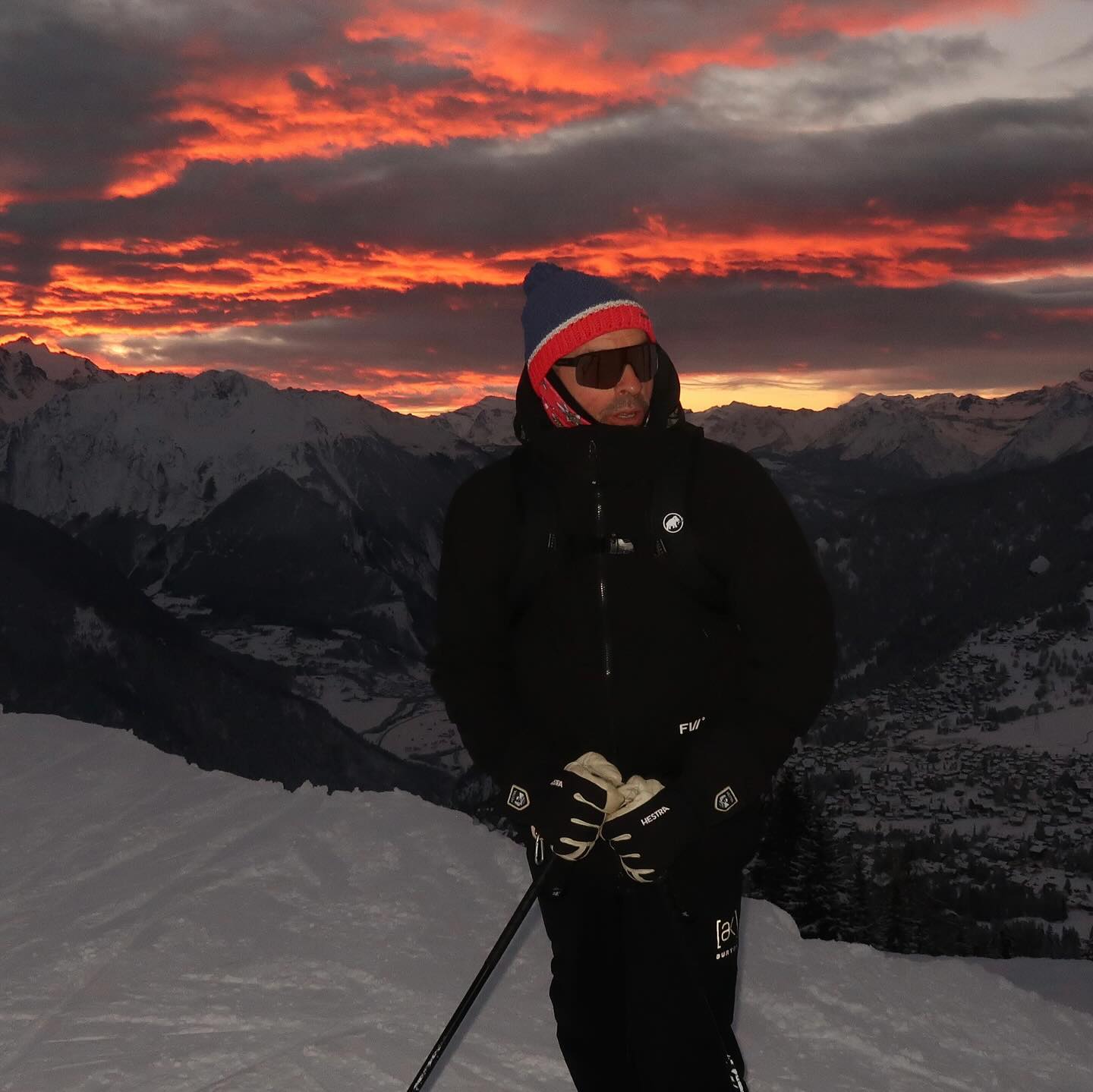 i-wish-you-all-a-merry-christmas-i-get-to-spend-some-amazing-days-at-home-with-friends-and-family-2