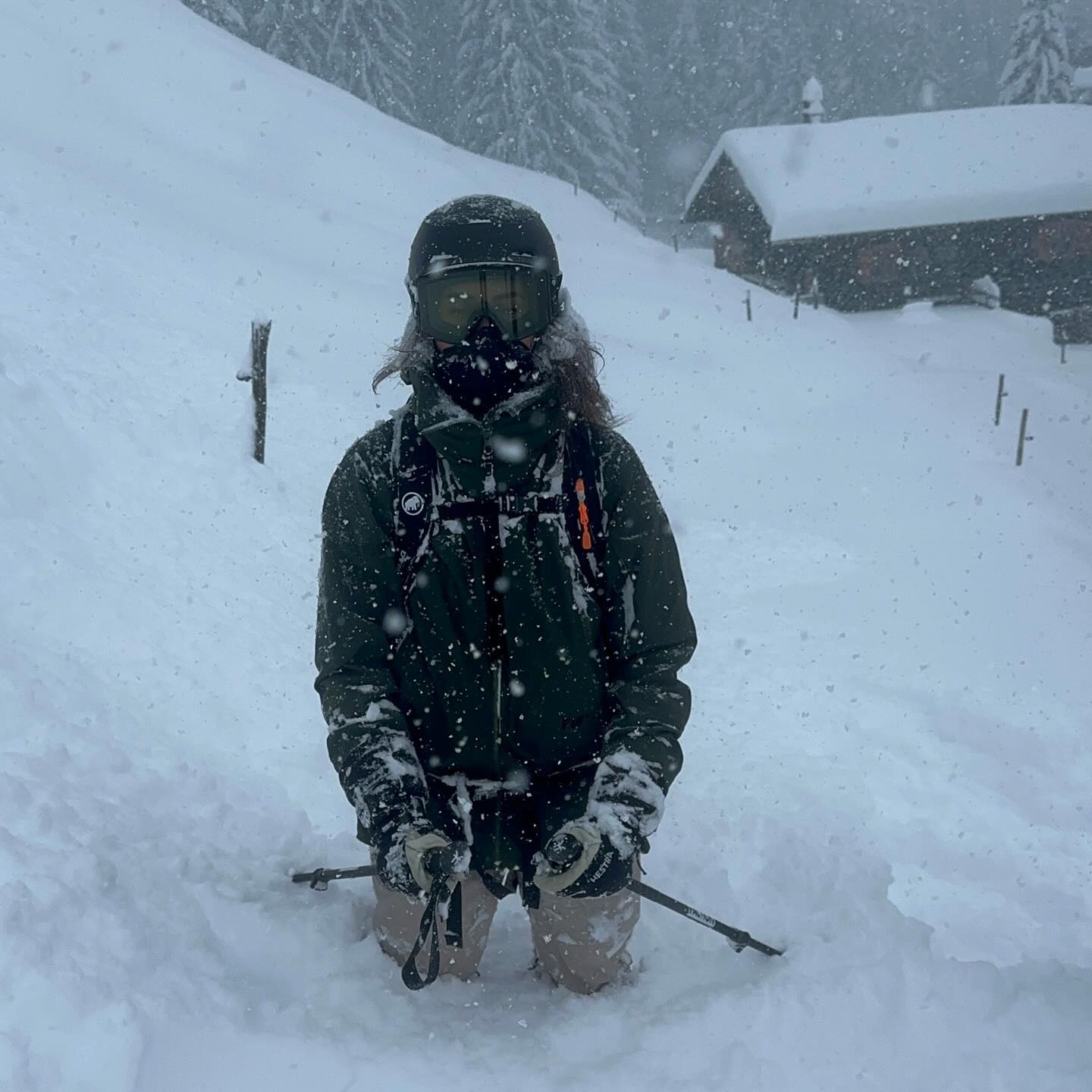 i-wish-you-all-a-merry-christmas-i-get-to-spend-some-amazing-days-at-home-with-friends-and-family-6