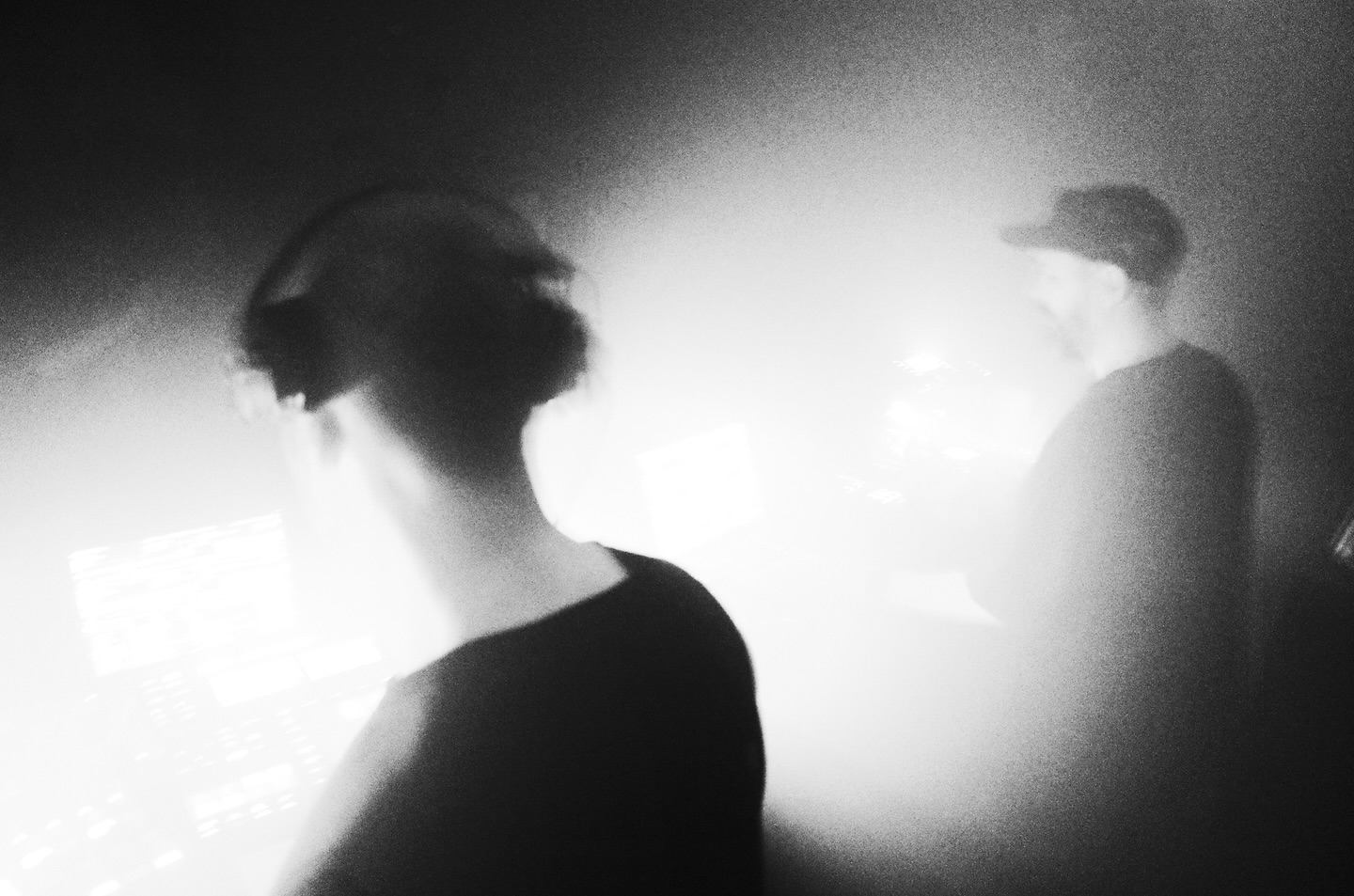 collabs-3000-x-lofi-much-love-to-the-dancers-and-the-@lofi-6