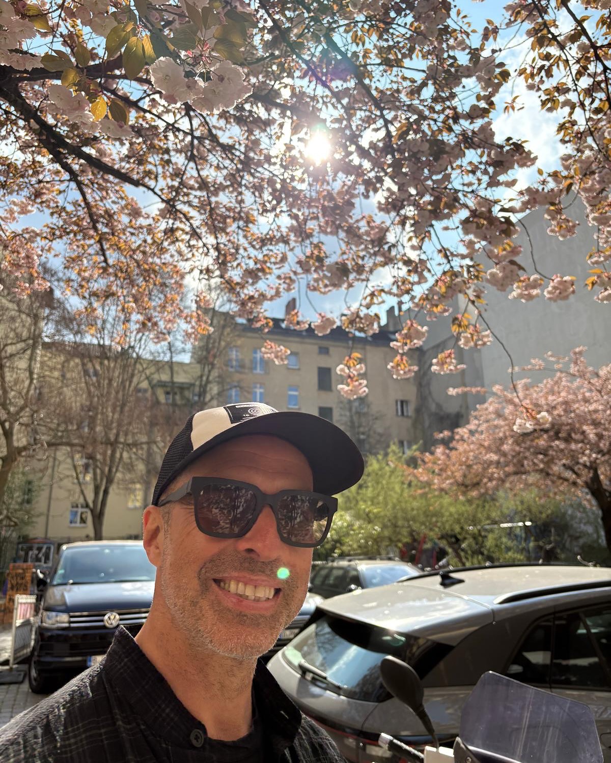 doesnt-matter-how-tiring-the-schedule-when-you-step-in-a-club-and-the-vibe-is-strong-nothing-can-bea-3