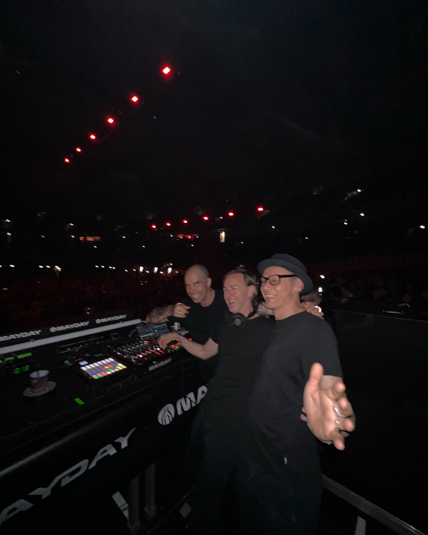 well…-at-least-i-am-pictured-with-one-here-happy-may-day-especially-to-everyone-at-@mayday_dortmun-3