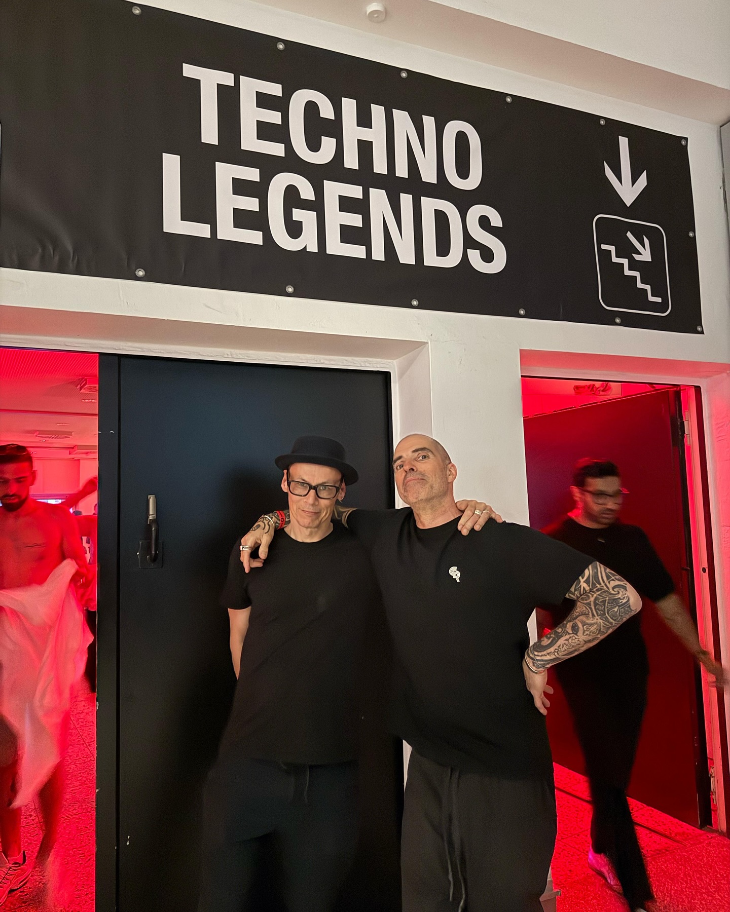 well…-at-least-i-am-pictured-with-one-here-happy-may-day-especially-to-everyone-at-@mayday_dortmun