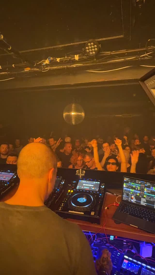 in-the-early-morning-sometimes-its-about-the-melodies….-@phonoxlondon-chrisliebing-techno-phonox