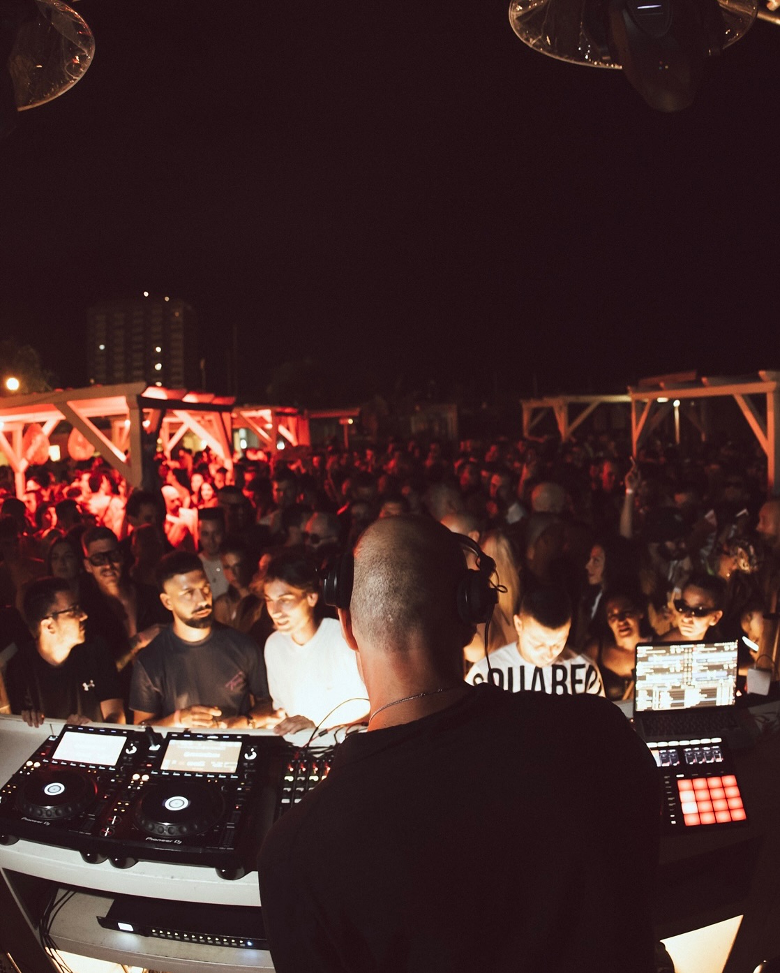 this-one-was-🪩-the-energy-at-@settepuntonove-was-amazing-if-you-havent-been-you-need-to-go