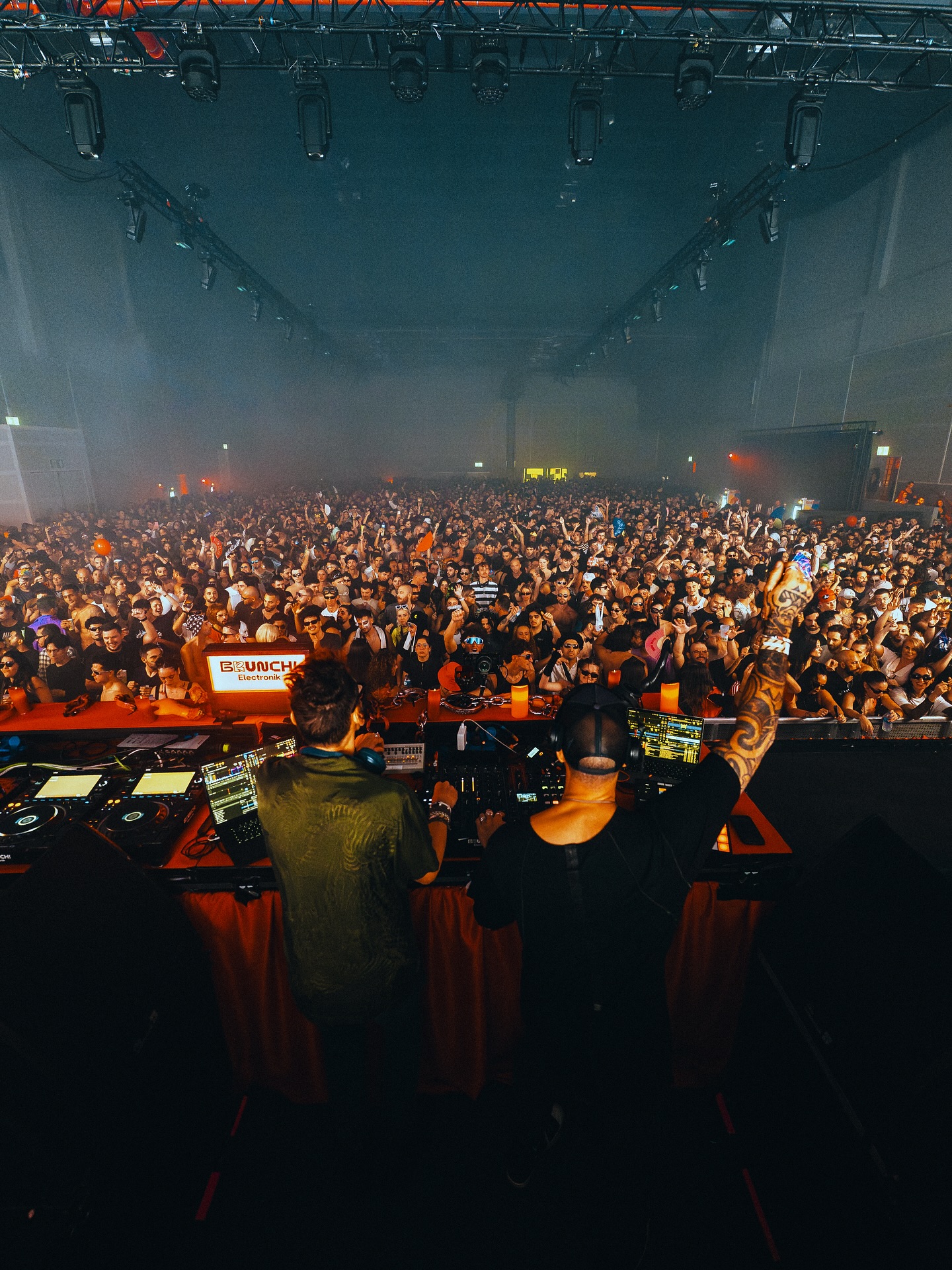 @brunchlisboa-thank-you-another-wicked-fun-b2b-set-with-@lukeslater_planetary-@pnuts_prod-📸-@rita-2