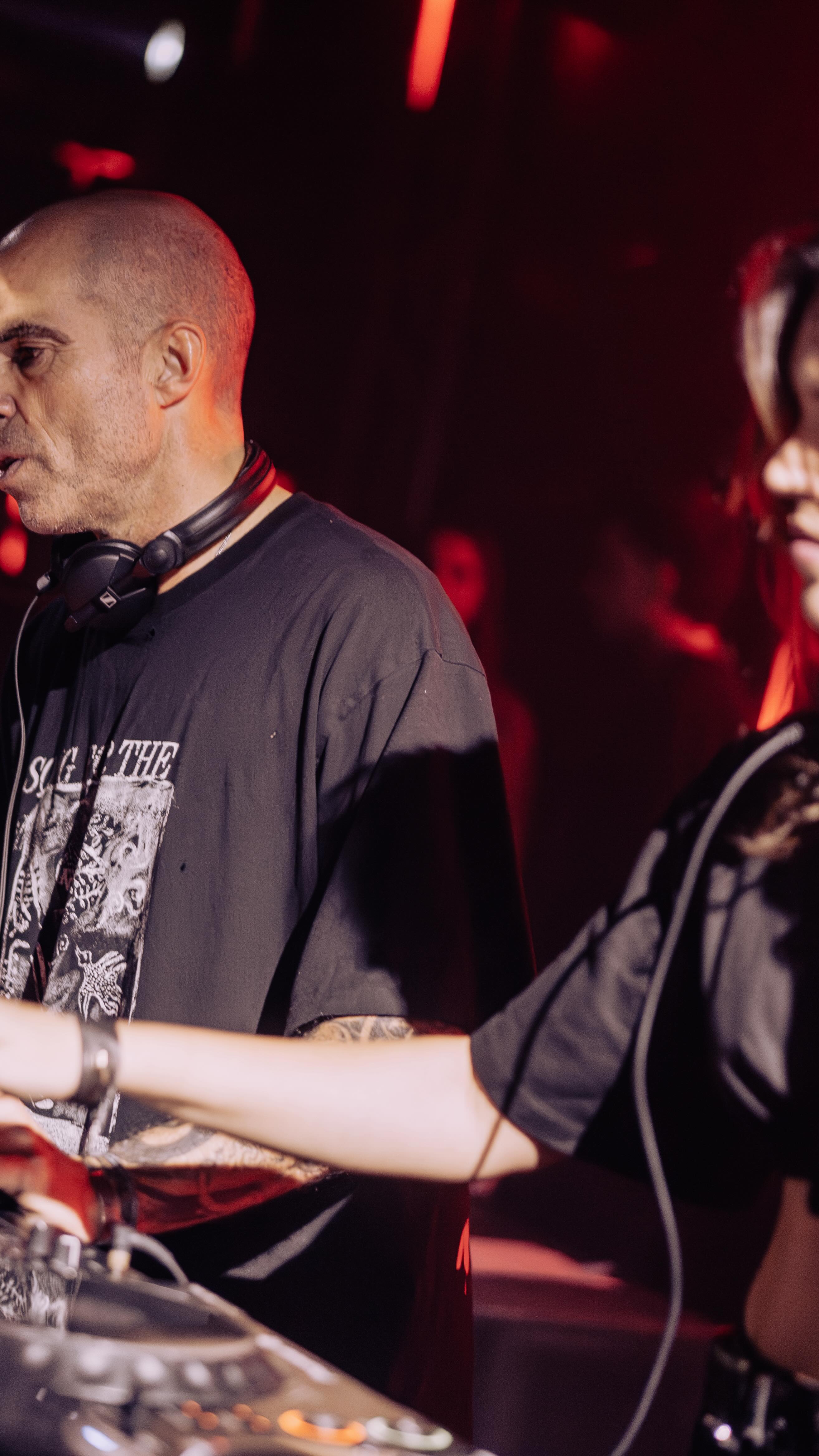 in-the-zone-b2b-with-@elli.acula-at-@fabrikmadrid-one-of-the-nights-of-the-year-for-sure…-chrislie