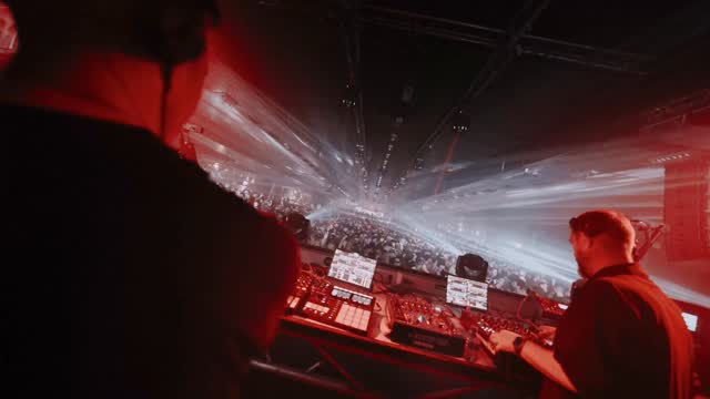 it-was-a-double-collabs-header-from-vienna-to-fabrik-closing-@fabrikmadrid-with-my-good-friend-@spee